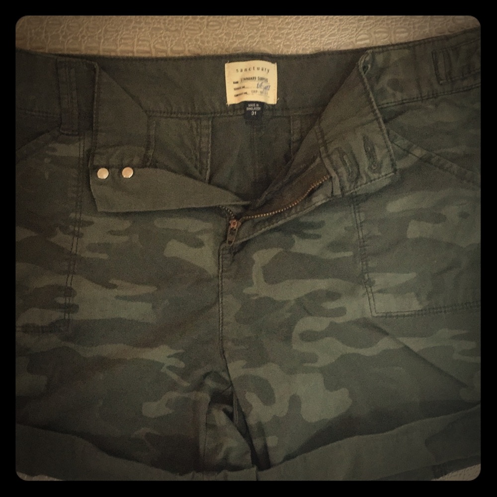 pathfinder patch pocket stretch cotton shorts-camo